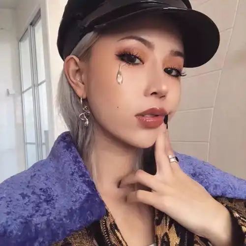 紫色系女生头像