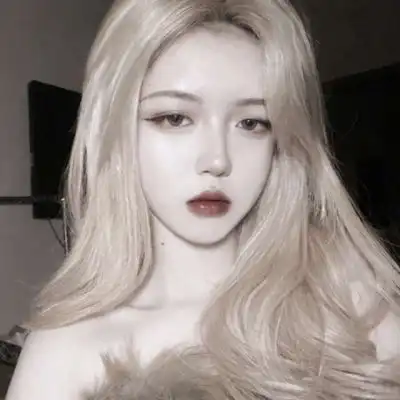 夏子衿御姐风精致闺蜜女生头像