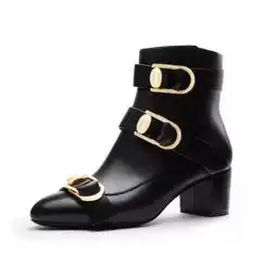 这些靴子好好看,穿上就不想脱下来都是女孩们心水已久的款