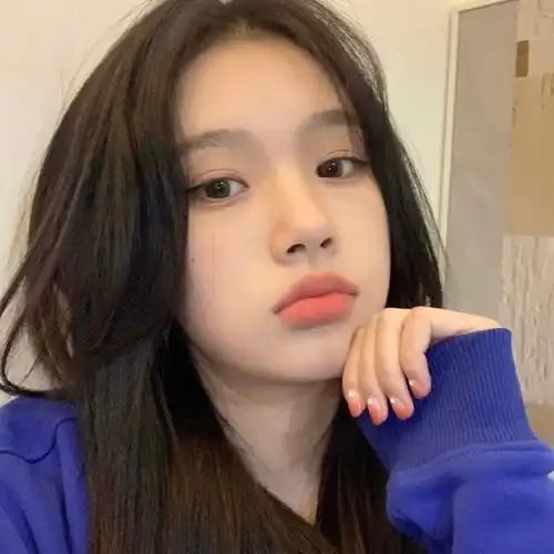 优质女头晚风拥抱月亮