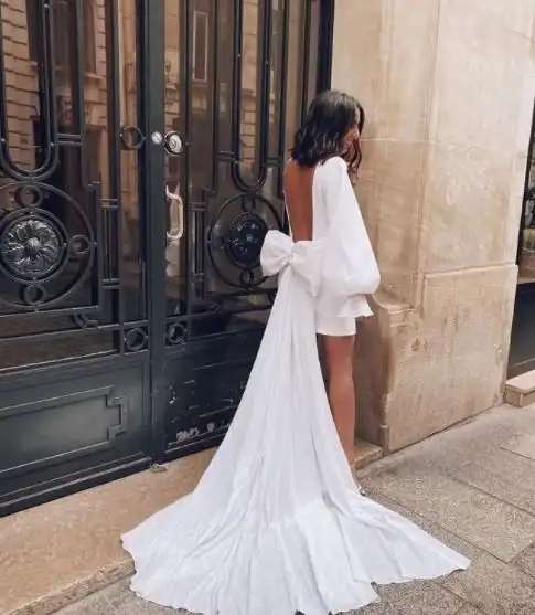 2021纯白轻婚纱推荐时髦新娘婚礼怎么穿法系韩系,31款婚纱一次看