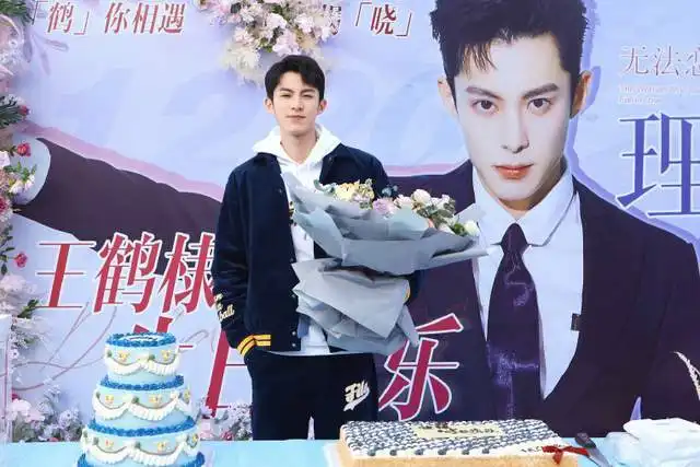 又一姐弟恋剧将袭,高颜值阵容强大,主演相差19岁cp感爆棚