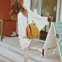 背影背包微信女头像微信头像图片大全