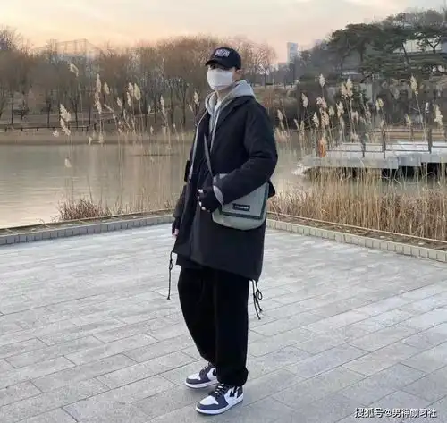 沉闷冬日穿搭没灵感你看他们明明穿得很好看