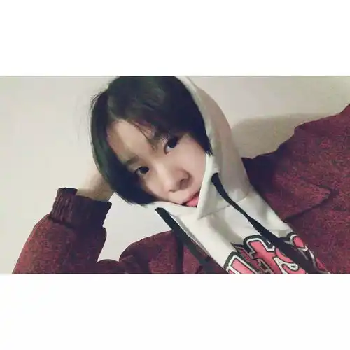 萌系美少女已就位,大家快来疯狂打call吧