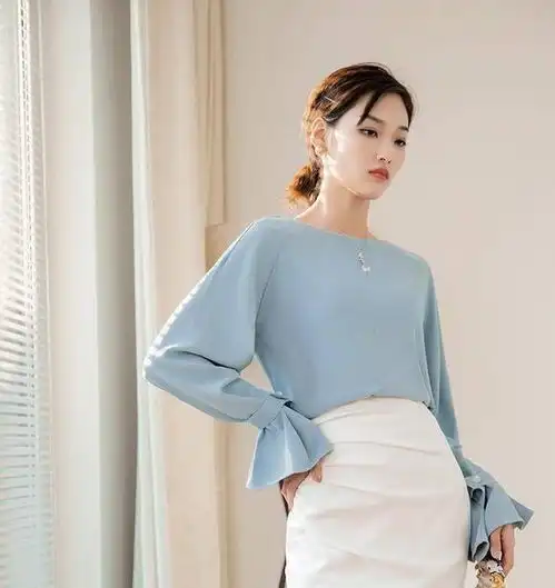 白色衬衫已经过时了,这四种色系的衬衫穿搭,优雅时髦又高级