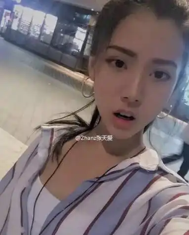 黑白迷宫名单丨开学啦王俊凯北影寝室曝光住下铺,室友来头不小