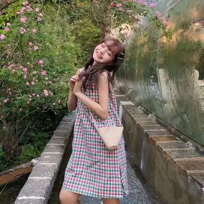 唯美小清新女头,在花海中的美女自拍