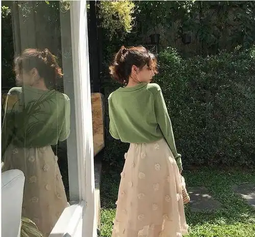 春天小清新绿色穿搭,女孩如何穿出时尚美感