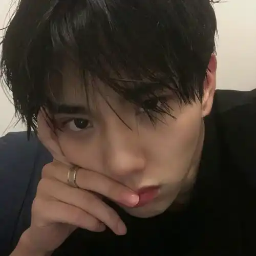 看的出来哪一个不一样吗