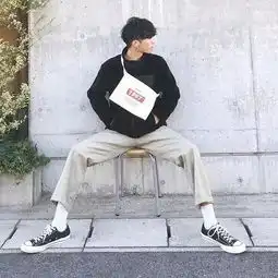 红色系的男生头像日系