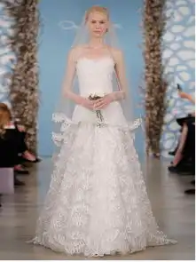 oscardelarenta撞诗经