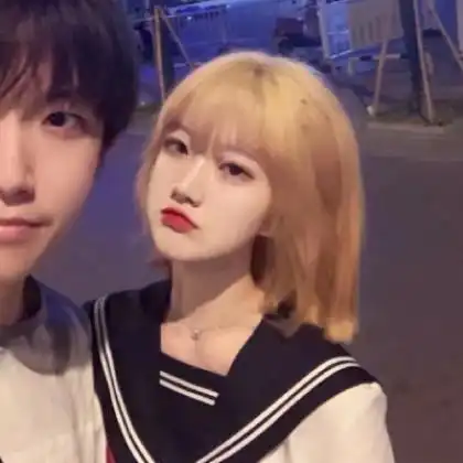 qq情侣头像一对两张,我真的好想你