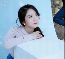 孟美岐1015生日快乐宇宙少女暖心的成员,五官精致,舞蹈实力非凡的甜美小姐姐