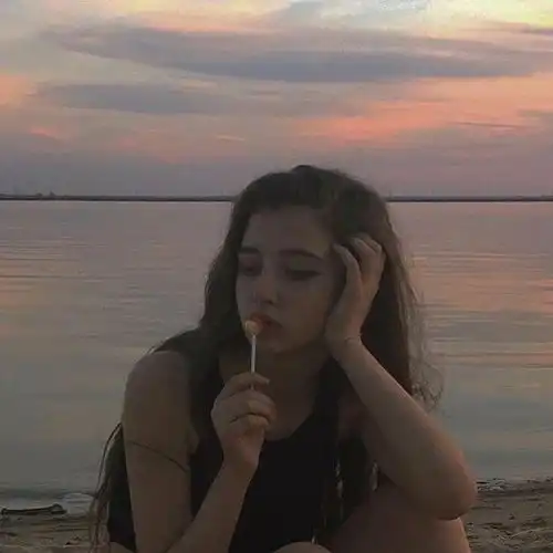 写不出主题的小众真人女头