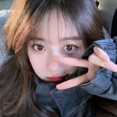 绿色系淡雅气质头像女系