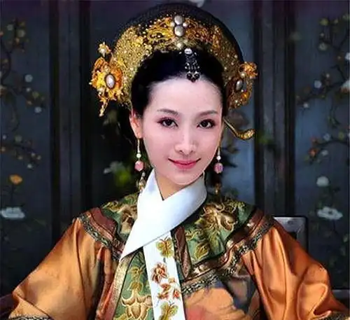 甄嬛传甄嬛为何能扳倒谨慎狡诈的安陵容看看是谁出卖了她