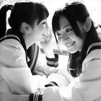 唯美或黑白的闺蜜头像