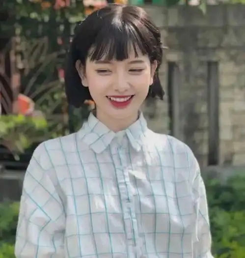 男生禁欲系高级感图片头