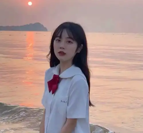 ins治愈系头像鞠婧祎情