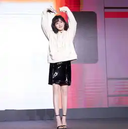 沈月颜值巅峰,戴一个发夹惊现牛奶脸,婴儿皮肤也不过如此吧