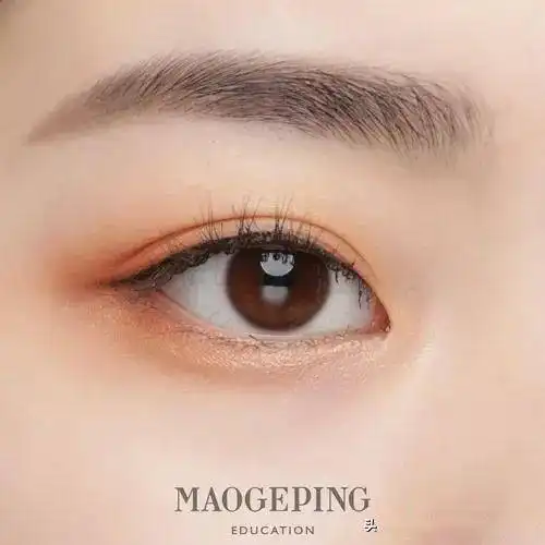 精致橘色系少女妆,这么美怎叫人不喜欢