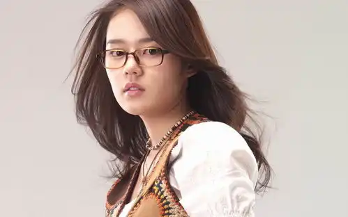 韩国美女明星韩佳人