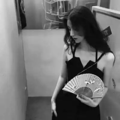 2020最新款霸气御姐黑白女头高冷御姐范头像气质女