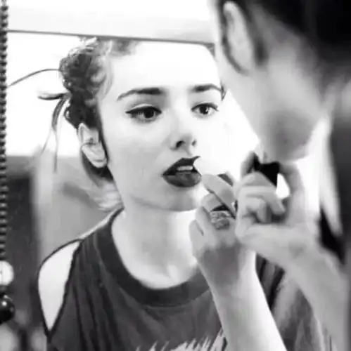 不好意思啊,初次见面就喜欢你