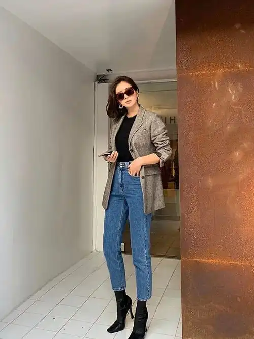 看了许多韩系穿搭,还是这位博主的简约慵懒风最惊艳,不输女神