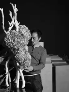 理工男改行做花艺后,居然成为国际大牌御用花艺师