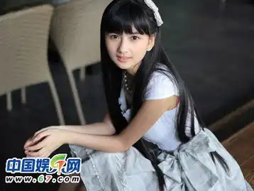 民间美女红遍网络平凡西施谁更美