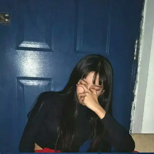 白色系头像女头清冷qq头