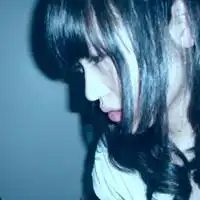 求一些女生伤感超长网名及头像,最好是一系列的,多点,谢谢