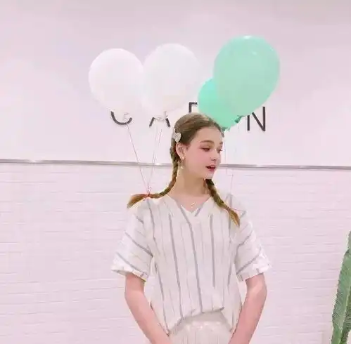 100张禁欲系情侣头像图