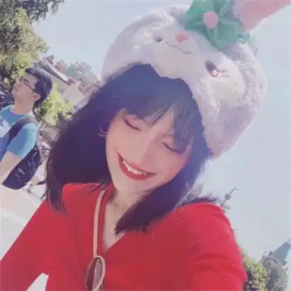 红色系女生头像,超拽冷艳韩系的美女