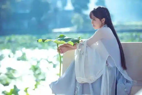 谢作诗未来,最不值钱的就是文凭