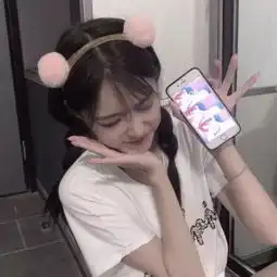 女生头像情侣网名十有八九,八九不离十blood