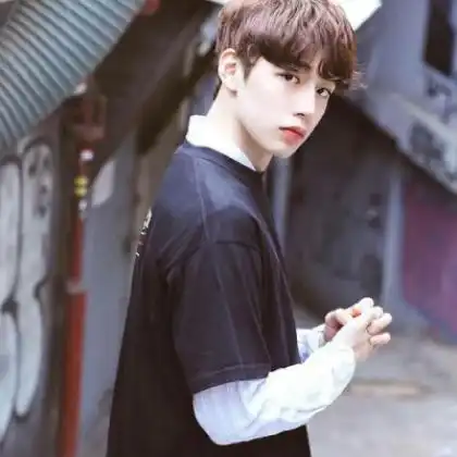 成熟稳重小哥哥帅气头像,看了动心的是你