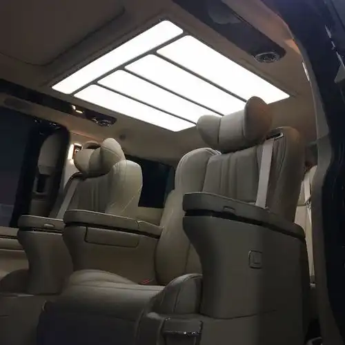 美系福特商务车两兄弟,途睿欧对标全顺,商务车与货车的真正区别