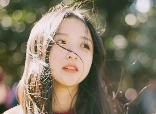 一夜之间,她失去所有,不得不狼狈出国五年后...女孩