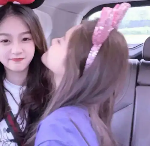 高清无水印闺蜜头像