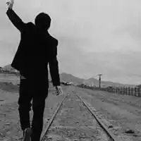 男生失落前行背影图片微信头像图片大全