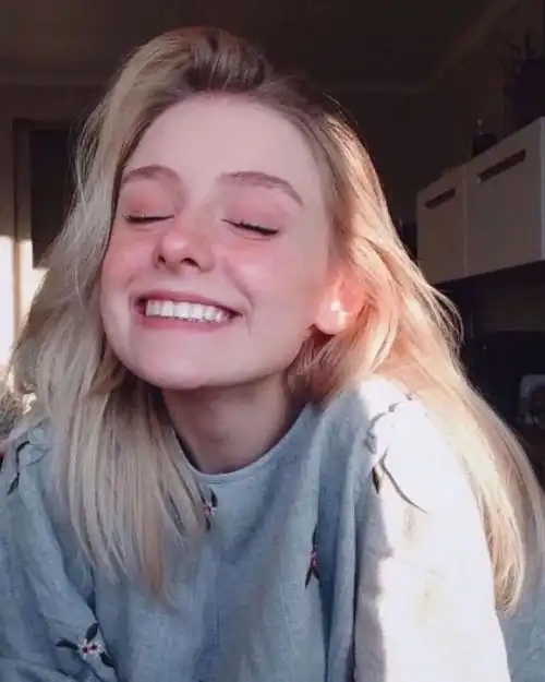 网罗艺术治愈系女孩,满屏笑容