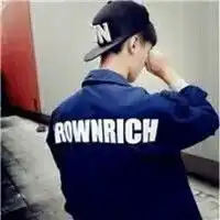 傻傻的望着远方不回头真人头像男生帅气背影图片