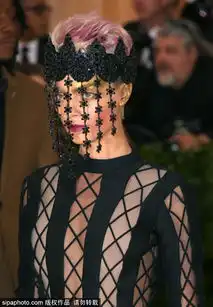 毕业季来临,粉色发型放飞自我