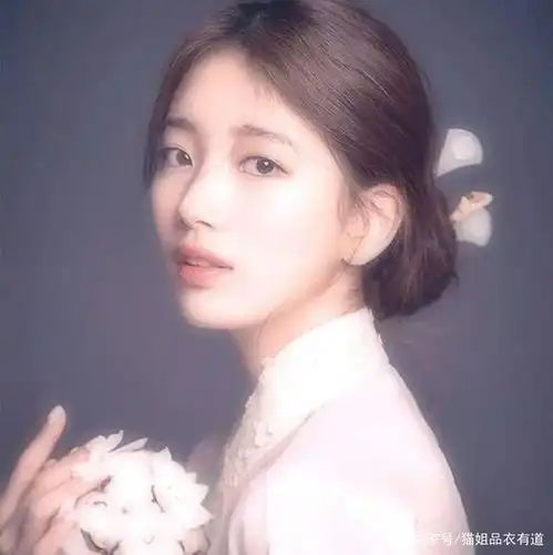 淡颜系女性如何化妆教科书式解析
