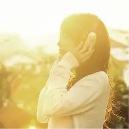 有风景和人物的头像