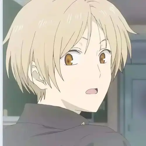 治愈系红白色头像男动漫