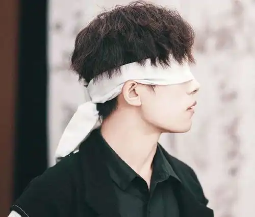 tfboys登顶韩国热搜,名气高过本土爱豆的他们,真的已经火出圈了